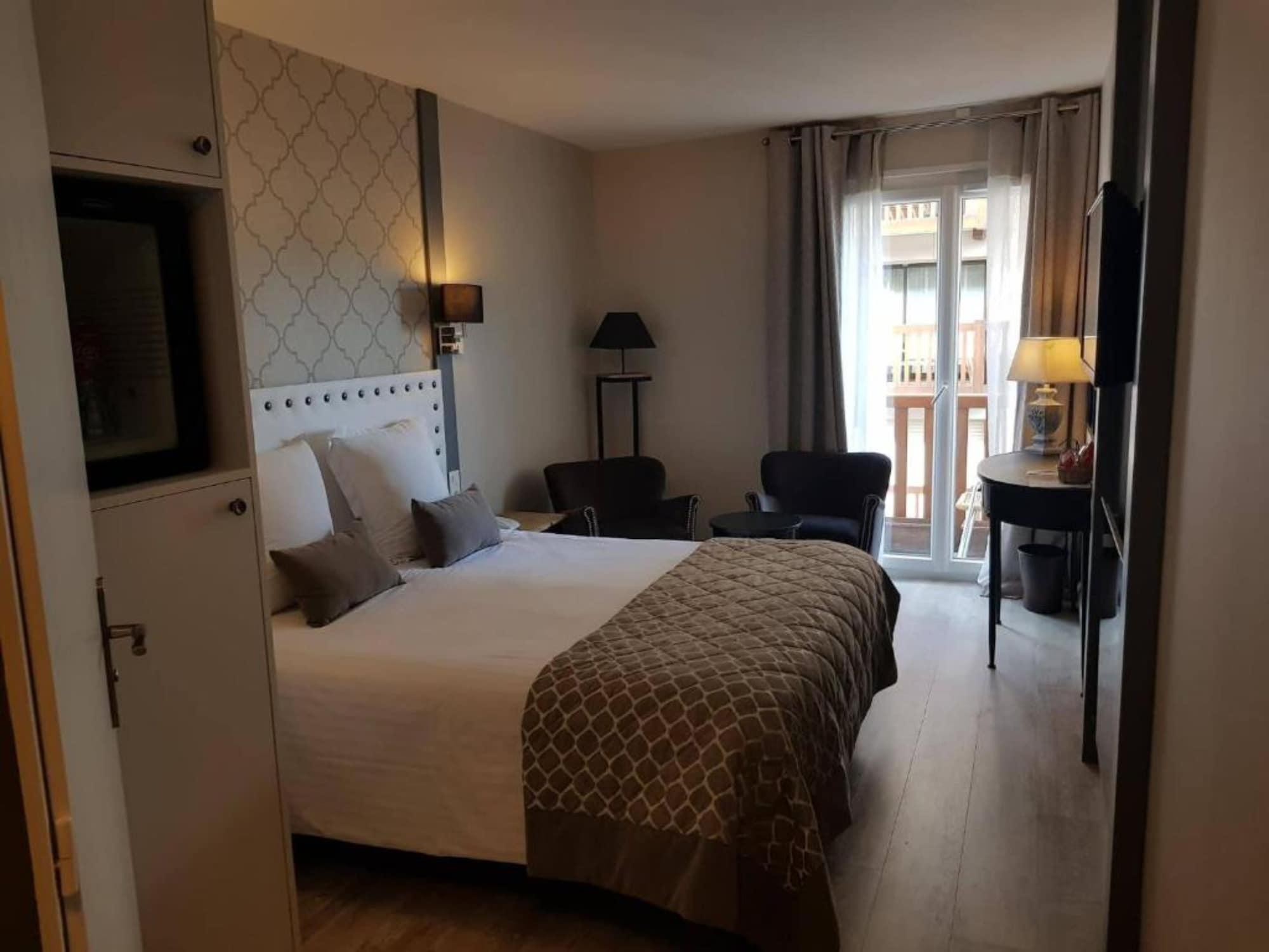 Le Trophée By M Hôtel Spa Deauville Exterior foto