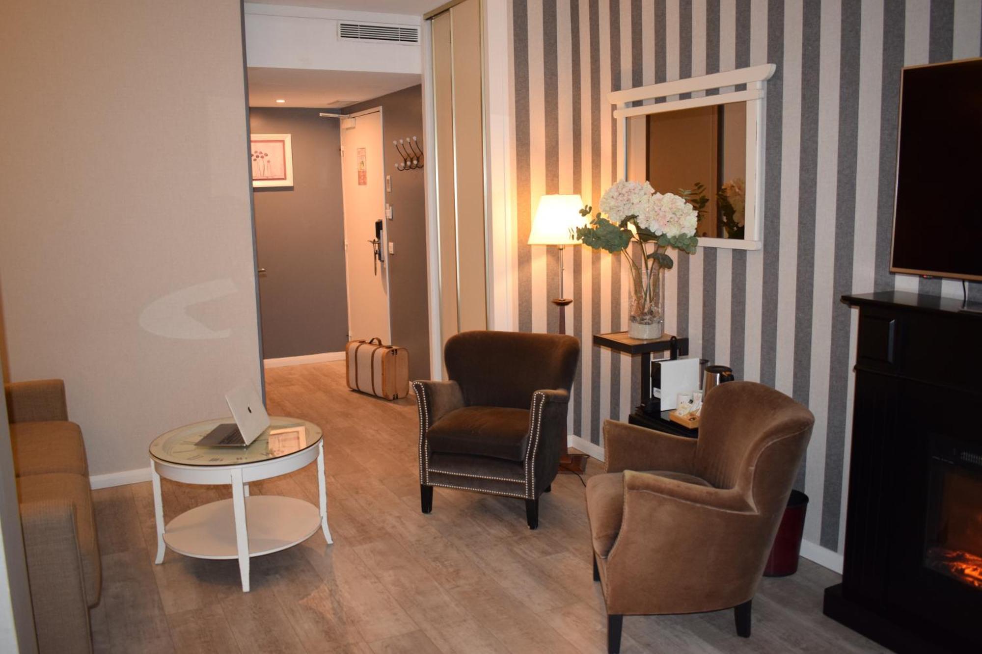Le Trophée By M Hôtel Spa Deauville Exterior foto